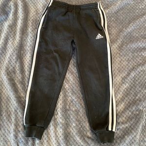 GC boys Adidas jogger sweat pants sz6 black with white stripes